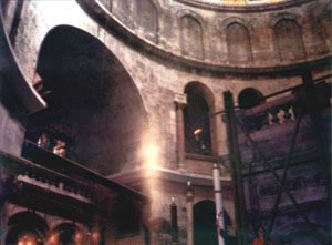 descent_of_the_holy_fire_in_jerusalem